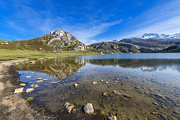 Covadonga lake, Picos de Europa National Park, Asturias, Spain, Europe