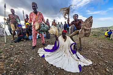 Kapsiki tribal people practising a traditional dance, Rhumsiki, Mandara mountains, Far North province, Cameroon, Africa