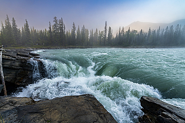 Athabasca Falls at sunrise, Glacier Parkway, Jasper National Park, UNESCO World Heritage Site, Alberta, Canadian Rockies, Canada, North America