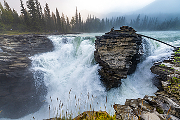 Athabasca Falls at sunrise, Glacier Parkway, Jasper National Park, UNESCO World Heritage Site, Alberta, Canadian Rockies, Canada, North America