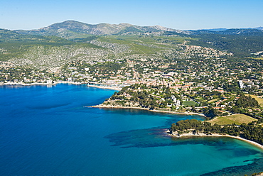 View over Cassis, Bouches du Rhone, Provence, Provence-Alpes-Cote d'Azur, French Riviera, France, Mediterranean, Europe