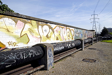 Uk. Grafiitti along the greenway pathway by the olympic park construction site in east london