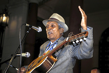 Salsa music, cuba. Havana. Compay segundo performing