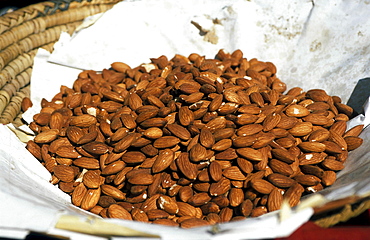 Commodities, pakistan. Islamabad. Cashew nuts at a food stall