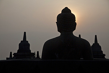 The ancient Borobudur Buddhist Temple, UNESCO World Heritage Site, near Yogyakarta, Java, Indonesia, Southeast Asia, Asia