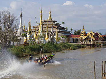 Tourists on a boat on Inle Lake, Shan State, Myanmar (Burma), Asia