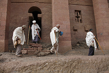 Pilgrims during the Easter Orthodox Christian religious celebrations in the ancient rock-hewn churches of Lalibela, Ethiopia, Africa