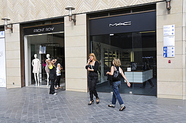 Fashionable shops after reconstruction of Downtown Beirut by Solidere Consortium set up by late Rafik Hariri, Beirut, Lebanon, Middle East