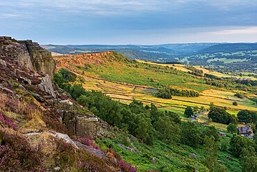 View from Curbar Edge looking towards Baslow Edge, Curbar Gap, Dark Peak, Peak District National Park, Derbyshire, England, United Kingdom, Europe