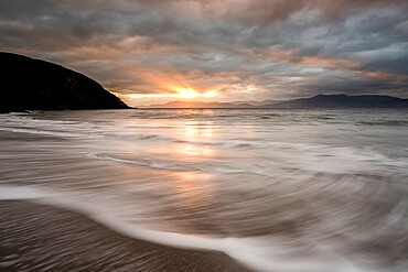 Minard Bay at sunrise, Dingle Peninsula, County Cork, Munster, Republic of Ireland, Europe