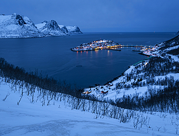 Husoy at dusk, Senja, Troms og Finnmark, Norway, Scandinavia, Europe