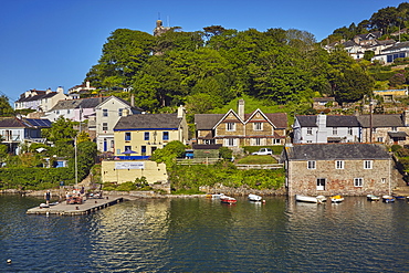 A quintessential Devon riverside village of Noss Mayo, on the River Yealm, near Plymouth, on Devon's south coast, Devon, England, United Kingdom, Europe