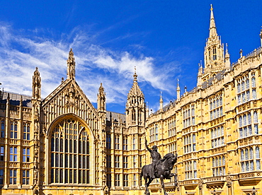 Richard Coeur de Lion outside the Palace of Westminster in London, England, Europe