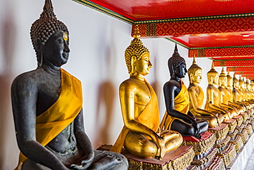 Wat Pho (Temple of the Reclining Buddha), Bangkok, Thailand, Southeast Asia, Asia