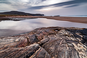 Sandwood Bay, with Am Buachaille sea stack in far distance, Sutherland, Scotland, United Kingdom, Europe