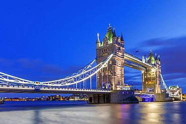 Tower Bridge illuminated at night, London, England, United Kingdom, Europe