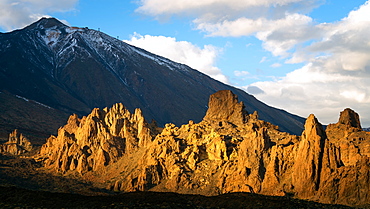 Mount Teide volcano at sunset, Mount Teide National Park, UNESCO World Heritage Site, Tenerife, Spain, Europe