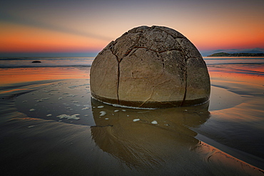 Moeraki Boulder at sunset, Koekohe Beach, Moeraki Peninsula, Otago, South Island, New Zealand, Pacific