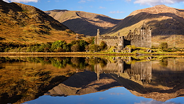 Kilchurn Castle reflected in Loch Awe, Strathclyde, Scotland, United Kingdom, Europe