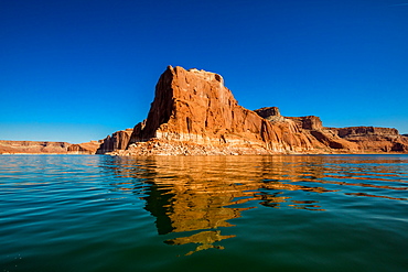 Beautiful Lake Powell, border of Arizona and Utah, United States of America, North America