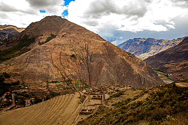 Pisaq scenery, Sacred Valley, Peru, South America