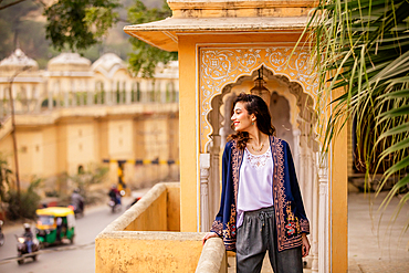 Woman at lookout point, Jaipur, Rajasthan, India, Asia