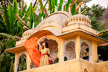 Woman at lookout point, Jaipur, Rajasthan, India, Asia