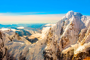 Flightseeing through peaks of Mt. Denali and the Alaskan mountain range, Alaska, United States of America, North America