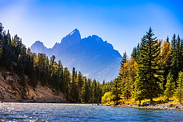 Pretty scenic view in Yellowstone National Park, UNESCO World Heritage Site, Wyoming, United States of America, North America