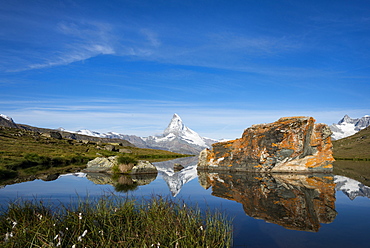 The Matterhorn from Stellisee lake in the Swiss Alps, Switzerland, Europe