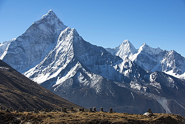 Ama Dablam, 6812m, in the Khumbu (Everest) Region, Nepal, Himalayas, Asia