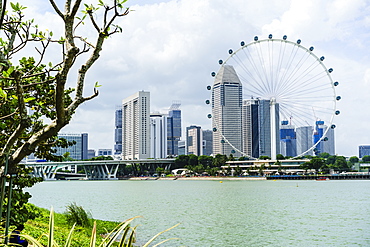 The Singapore Flyer ferris wheel, Marina Bay, Singapore, Southeast Asia, Asia