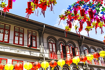 Restored and colourfully painted old shophouses in Chinatown, Singapore, Southeast Asia, Asia