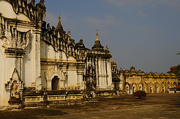 Ananda Temple, Bagan (Pagan), UNESCO World Heritage Site, Myanmar, Asia