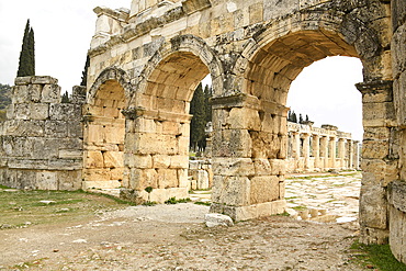 Ancient City of Hierapolis, Pamukkale, UNESCO World Heritage Site, Anatolia, Turkey, Asia Minor, Asia