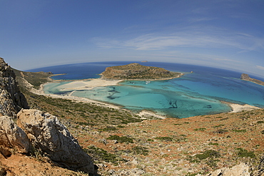 Balos Lagoon Beach and Cape Tigani, elevated view, Gramvousa Peninsula, Chania Region, Crete, Greek Islands, Greece, Europe