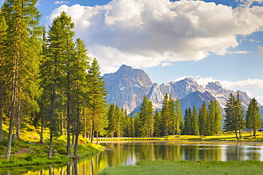 Lake Anturno, UNESCO World Heritage Site, Province of Belluno, Misurina, Veneto, Italy, Europe