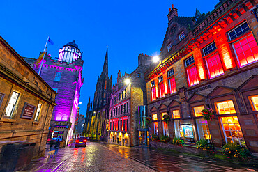 Castlehill at dusk, The Royal Mile, Old Town, Edinburgh, Scotland, United Kingdom, Europe