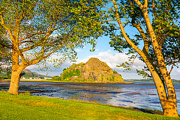 Dumbarton Rock, Levengrove Park, River Clyde, Dumbarton, Scotland, United Kingdom, Europe