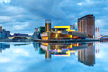 The Lowry Centre and Theatre, Media City UK, Salford Quays, Greater Manchester, England, United Kingdom, Europe