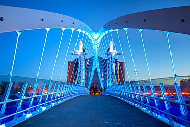 Millennium Bridge, footbridge at dusk, Salford Quays, Media City UK, Greater Manchester, England, United Kingdom, Europe