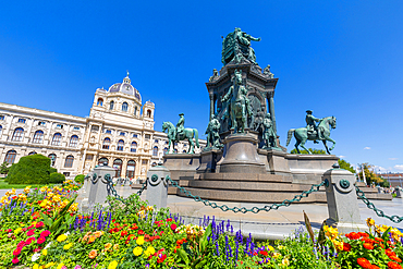 Naturhistorisches Museum (Natural History Museum), monument of Empress Maria Theresa, Maria-Theresien-Platz, UNESCO World Heritage Site, Museum Quarter, Vienna, Austria, Europe