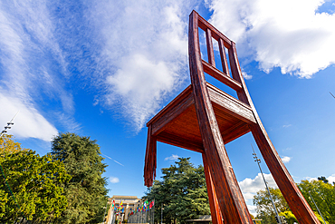 Broken Chair, Memorial to the Victims of Landmines, Place des Nations, Geneva, Switzerland, Europe