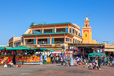 Cafe Argana at Djemaa el-Fnaa, UNESCO World Heritage Site, Marrakesh, (Marrakech), Morocco, Africa