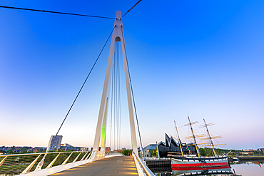 Govan-Partick Bridge, footbridge, The Glenlee Tall Sip, Riverside Museum, Glasgow, Scotland, United Kingdom, Europe