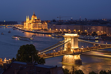 River Danube at night with Chain Bridge and Hungarian Parliament, UNESCO World Heritage Site, Budapest, Hungary, Europe