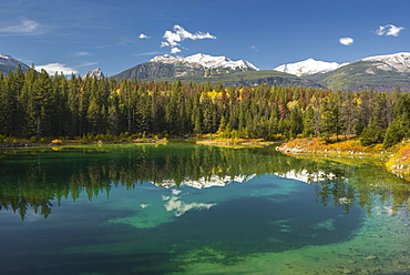 Fourth lake of valley of Five Lakes trail, Jasper National Park, UNESCO World Heritage Site, Canadian Rockies, Alberta, Canada, North America