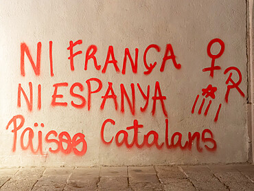 Grafitti advocating the independence of Catalonia from Spain, Barcelona, Catalonia, Spain, Europe