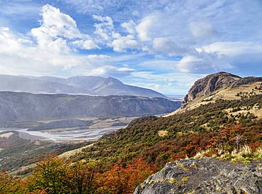 Los Glaciares National Park, UNESCO World Heritage Site, view from the El Chalten-Laguna Capri trail, Santa Cruz Province, Patagonia, Argentina, South America