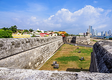 Old Town Walls, Cartagena, Bolivar Department, Colombia, South America